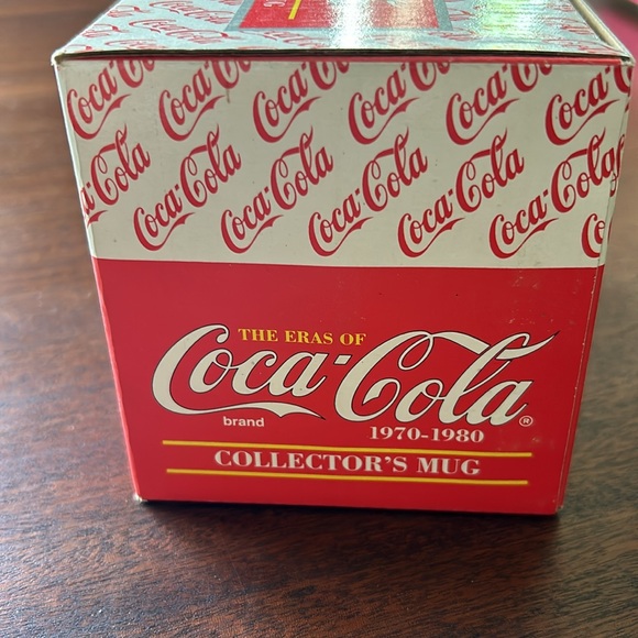 Coca-Cola 1995 Collector’s Mug NIB - Picture 4 of 4
